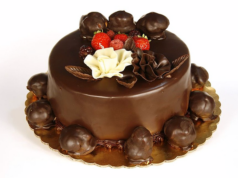 Éclair Cake Slice