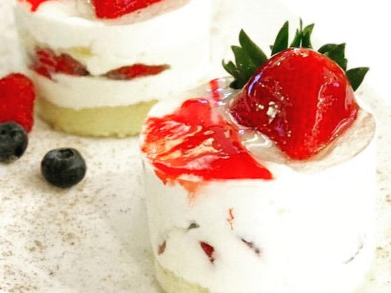Strawberry Shortcake Round